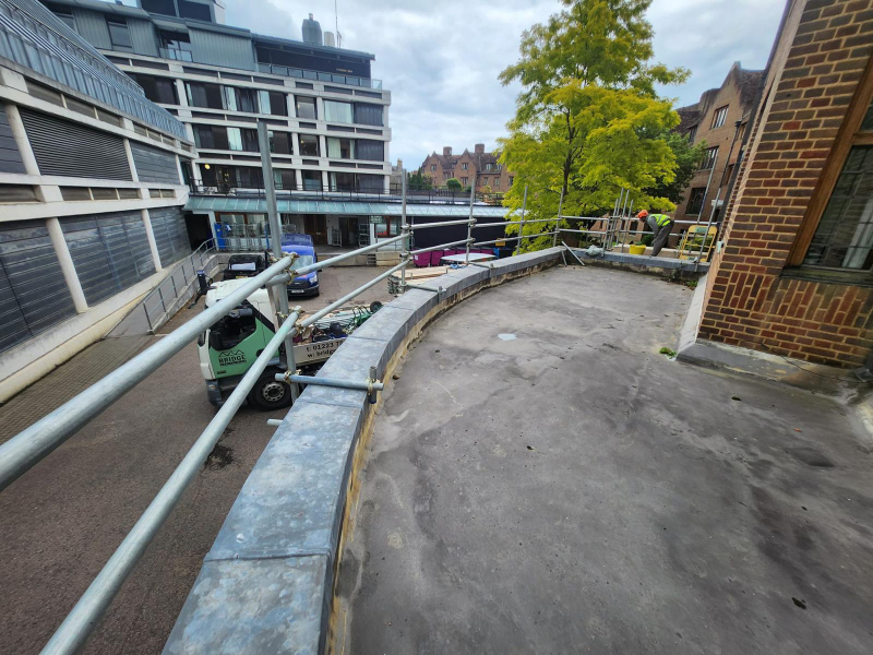 Edge Scaffolding Services Cambridge | Edge Protection | Bridge Scaffolding